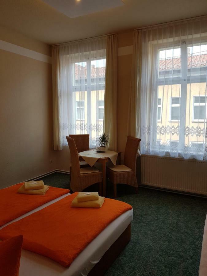 Pension Zum Birnbaum Бранденбург Екстериор снимка
