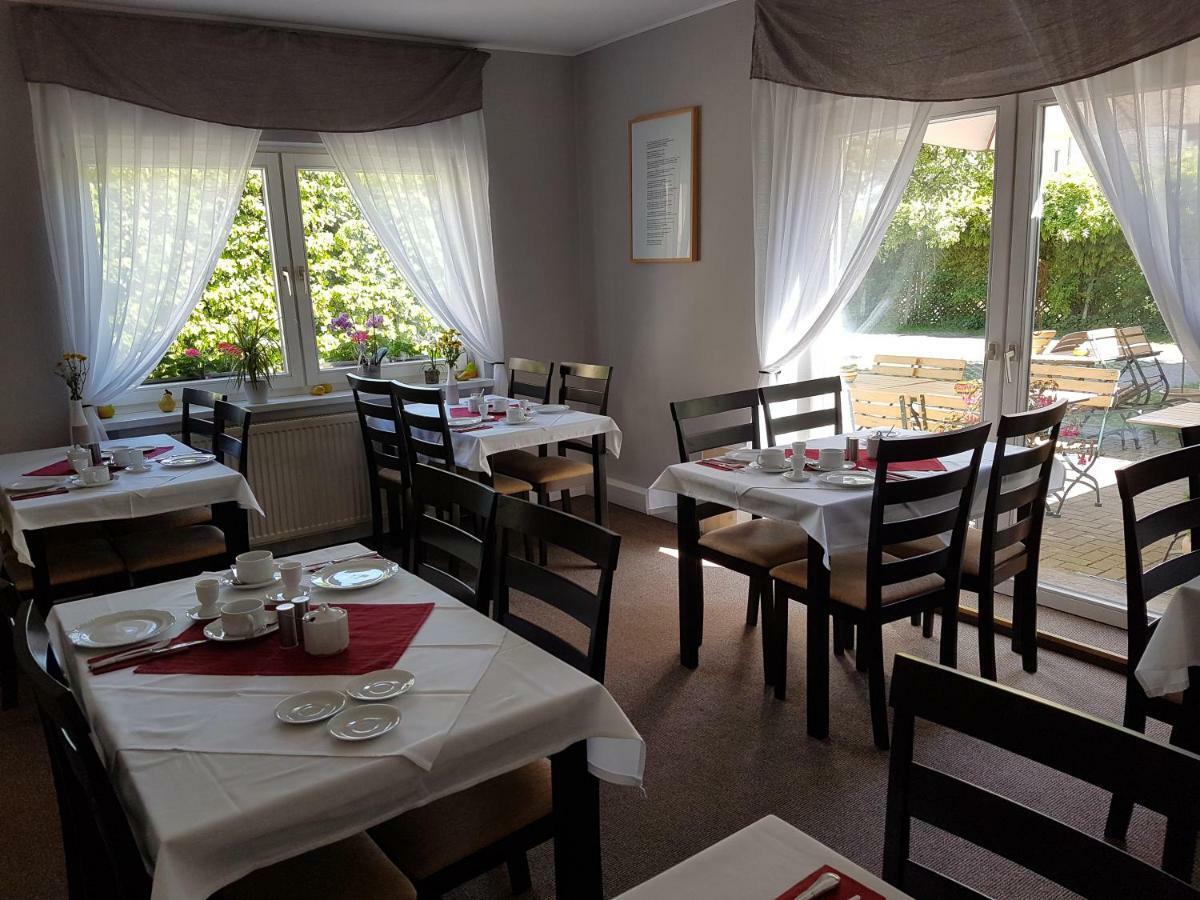 Pension Zum Birnbaum Бранденбург Екстериор снимка