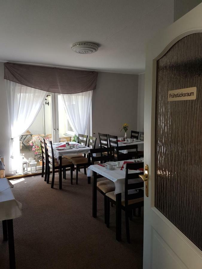 Pension Zum Birnbaum Бранденбург Екстериор снимка